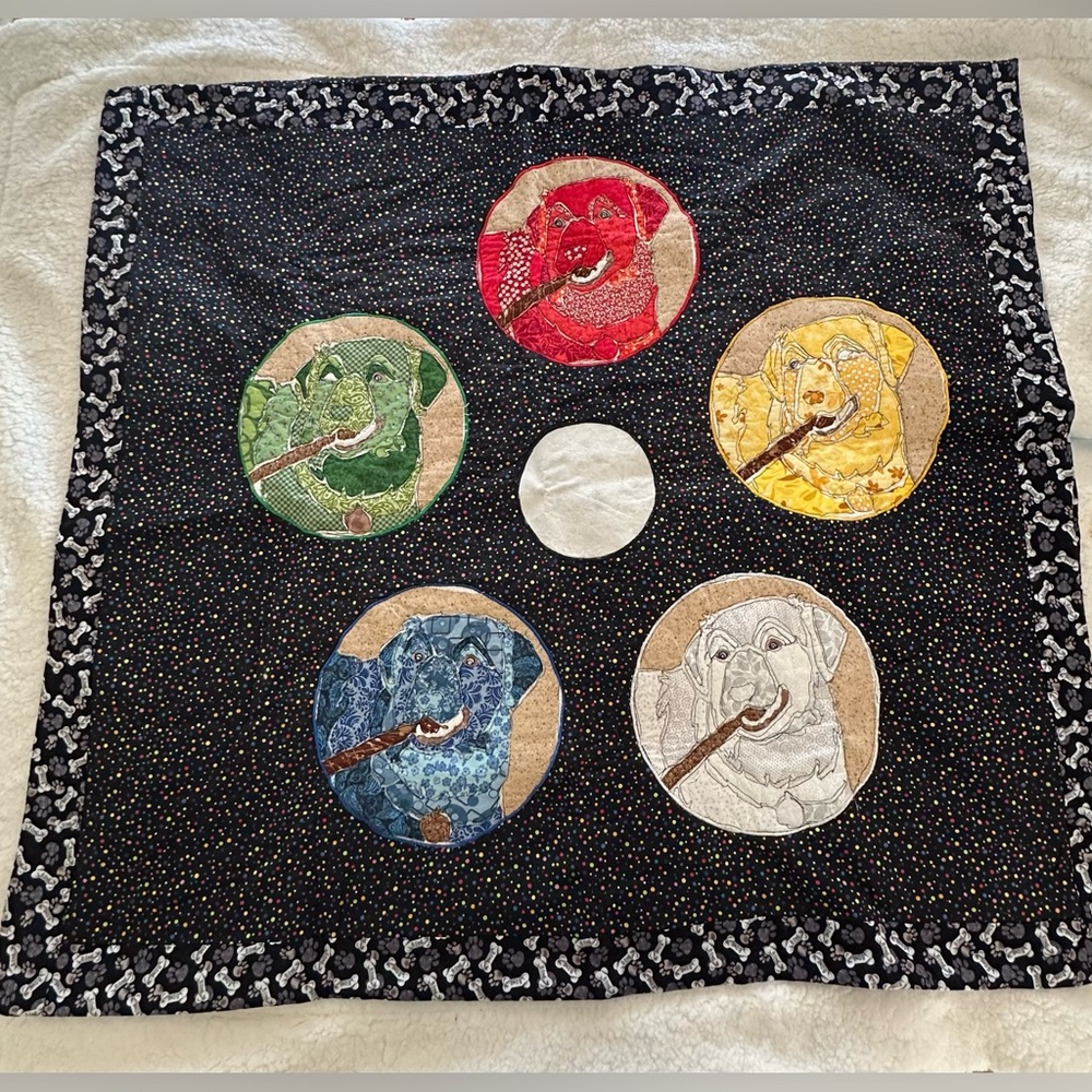 Handmade Quilt Raw Edge Freestyle 5 Element Dog